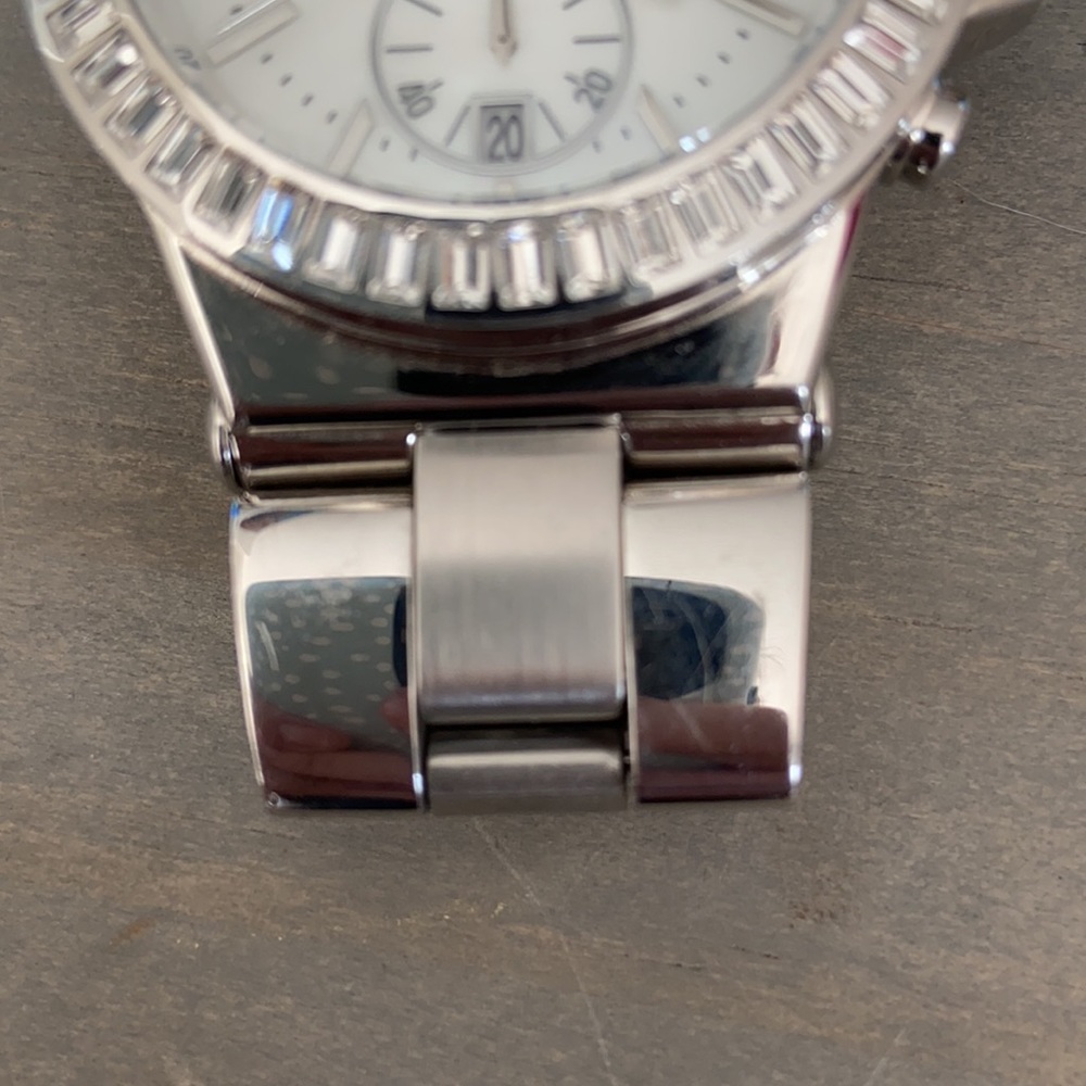 Michael Kors Watch - Picture 6 of 7